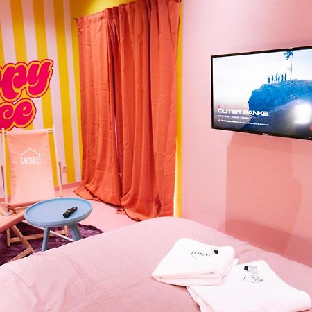 Capsule Girl Power Spa - Balneo - Sauna - Karaoke - Billard - 2 Chambres شارلروا المظهر الخارجي الصورة