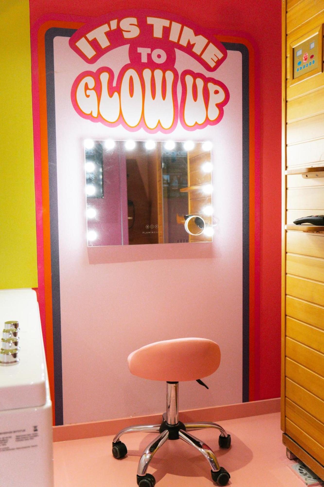Capsule Girl Power Spa - Balneo - Sauna - Karaoke - Billard - 2 Chambres شارلروا المظهر الخارجي الصورة